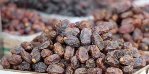 تصویر 4 از خرما خاصویی آجیلی با دانه های خوش رنگ و بازارپسند